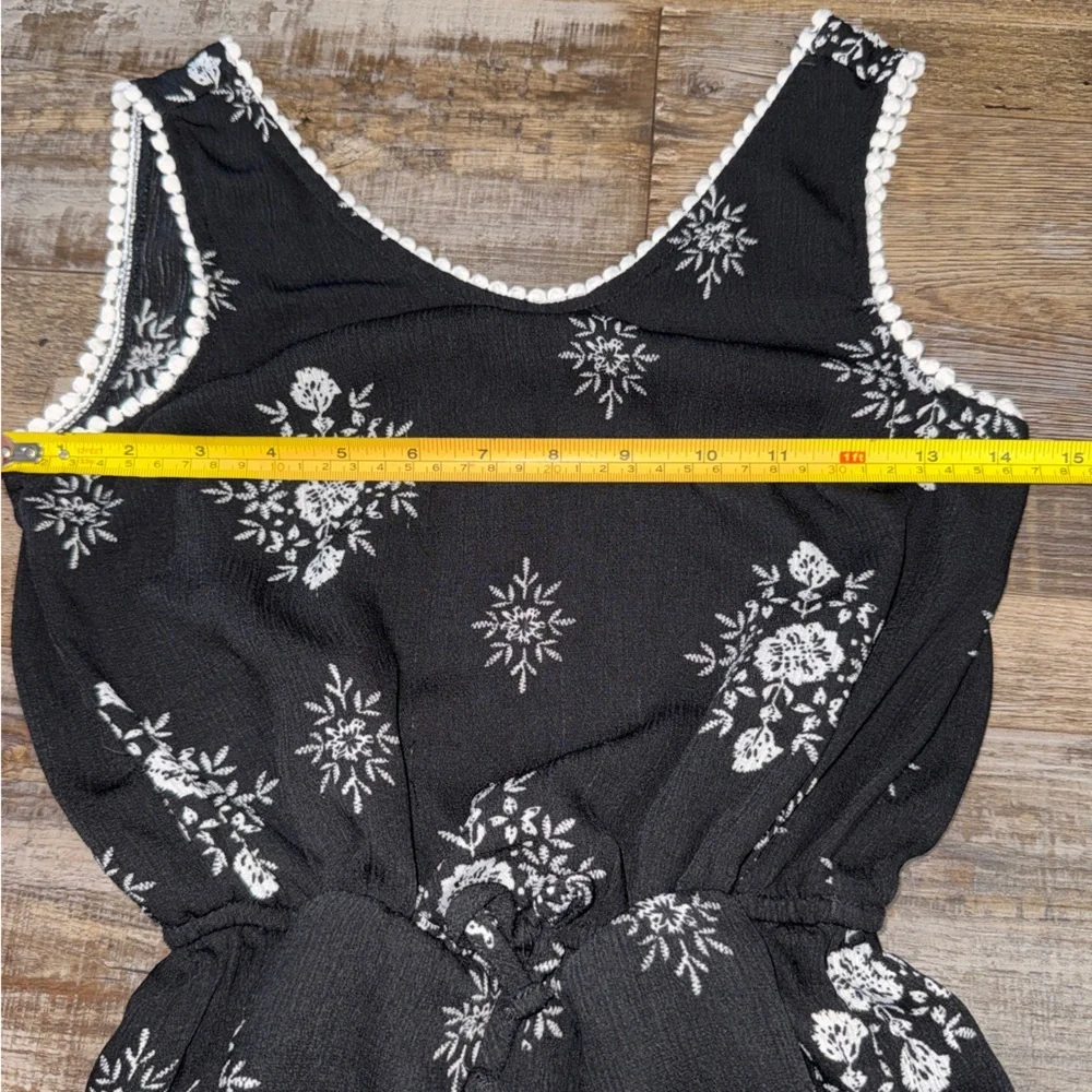 Paper Doll Girls Floral Romper Size 10 Black White Boho Pom Trim